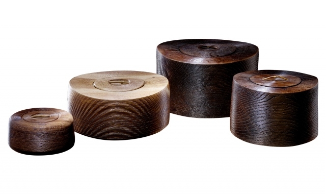 Boxes with lids